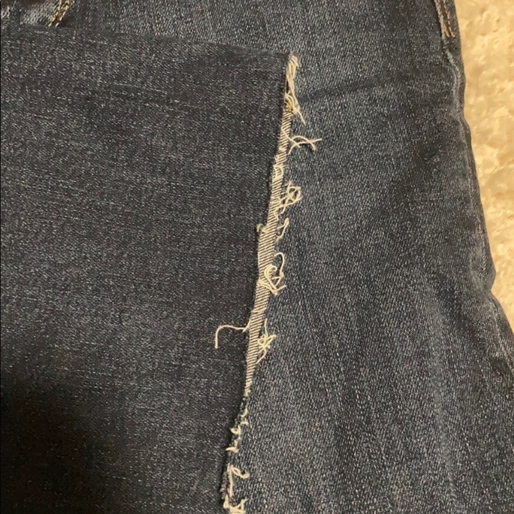 Raw hem, flare jeans - Picture 3 of 4